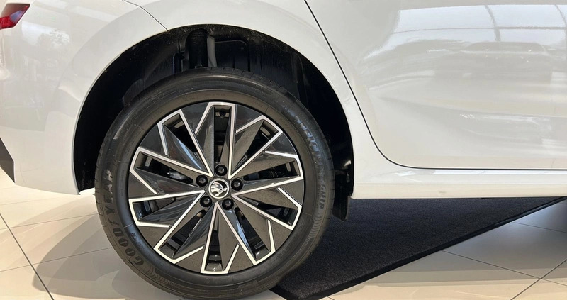 Skoda Kamiq cena 120250 przebieg: 1, rok produkcji 2024 z Szczucin małe 154